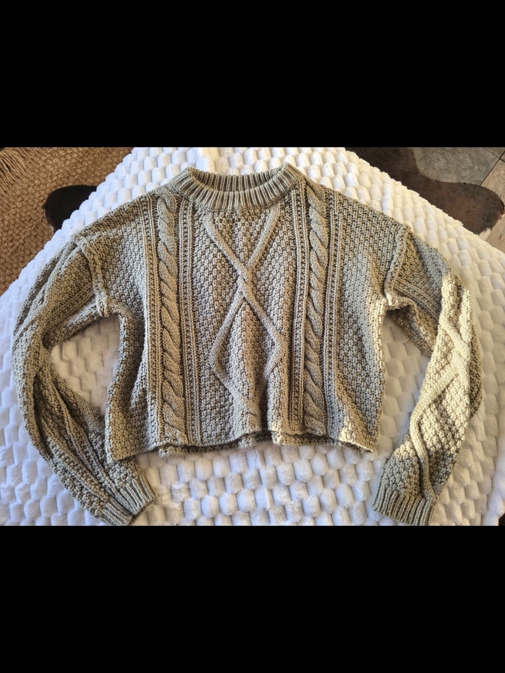 Cropped Cable Knit Sweater - Green